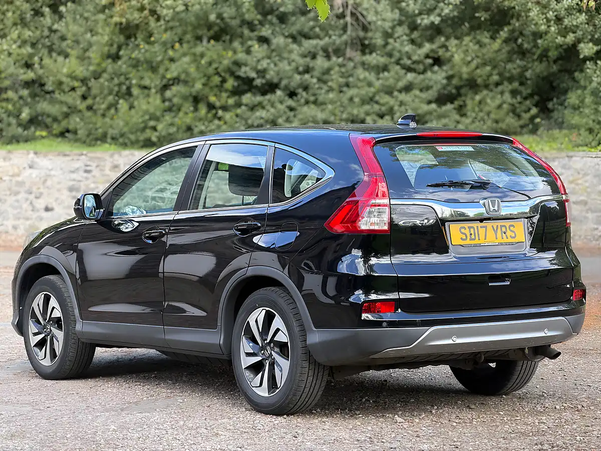 Used 2017 Honda Cr-V Se Black - Interior and Exterior details 5