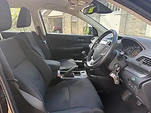 Used 2017 Honda Cr-V Se Black - Interior and Exterior details 9
