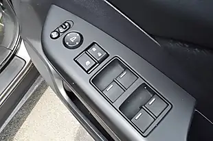 Used 2017 Honda Cr-V Se Plus Brown - Interior and Exterior details 9