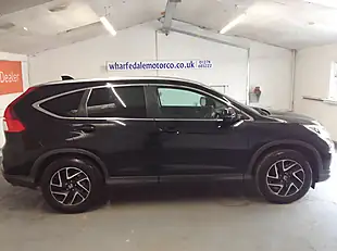 Used 2017 Honda Cr-V Se Plus Navi Black - Interior and Exterior details 6