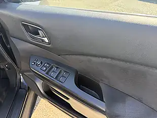 Used 2017 Honda Cr-V Se Plus Navi Black - Interior and Exterior details 18