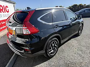Used 2017 Honda Cr-V Se Plus Navi Black - Interior and Exterior details 8