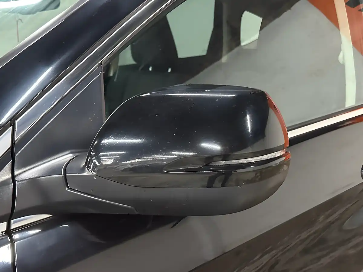 Used 2017 Honda Cr-V Se Plus Navi Black - Interior and Exterior details 18