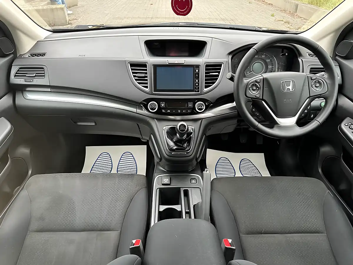 Used 2017 Honda Cr-V Se Plus Navi Black - Interior and Exterior details 2