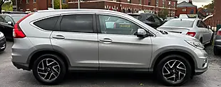 Used 2017 Honda Cr-V Se Plus Navi Silver - Interior and Exterior details 8