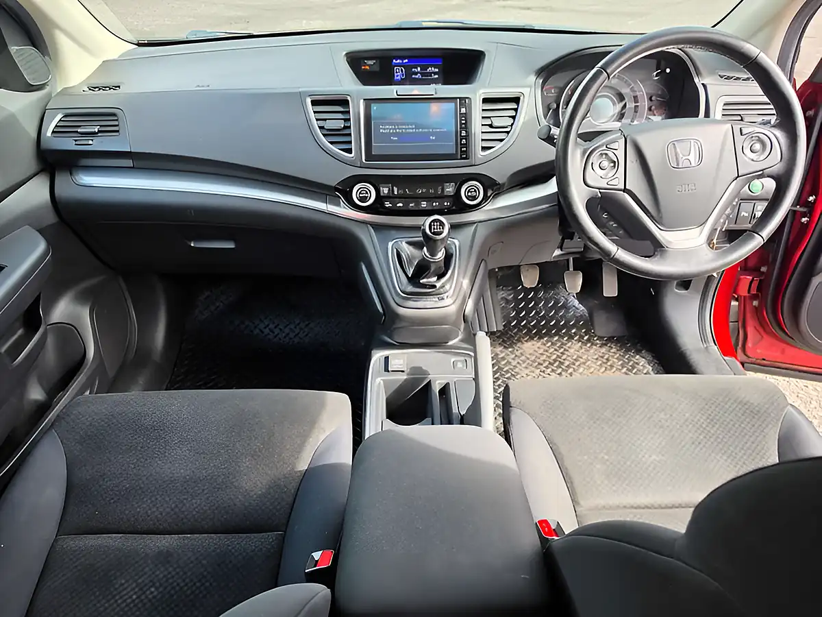 Used 2017 Honda Cr-V Se+ Red - Interior and Exterior details 15