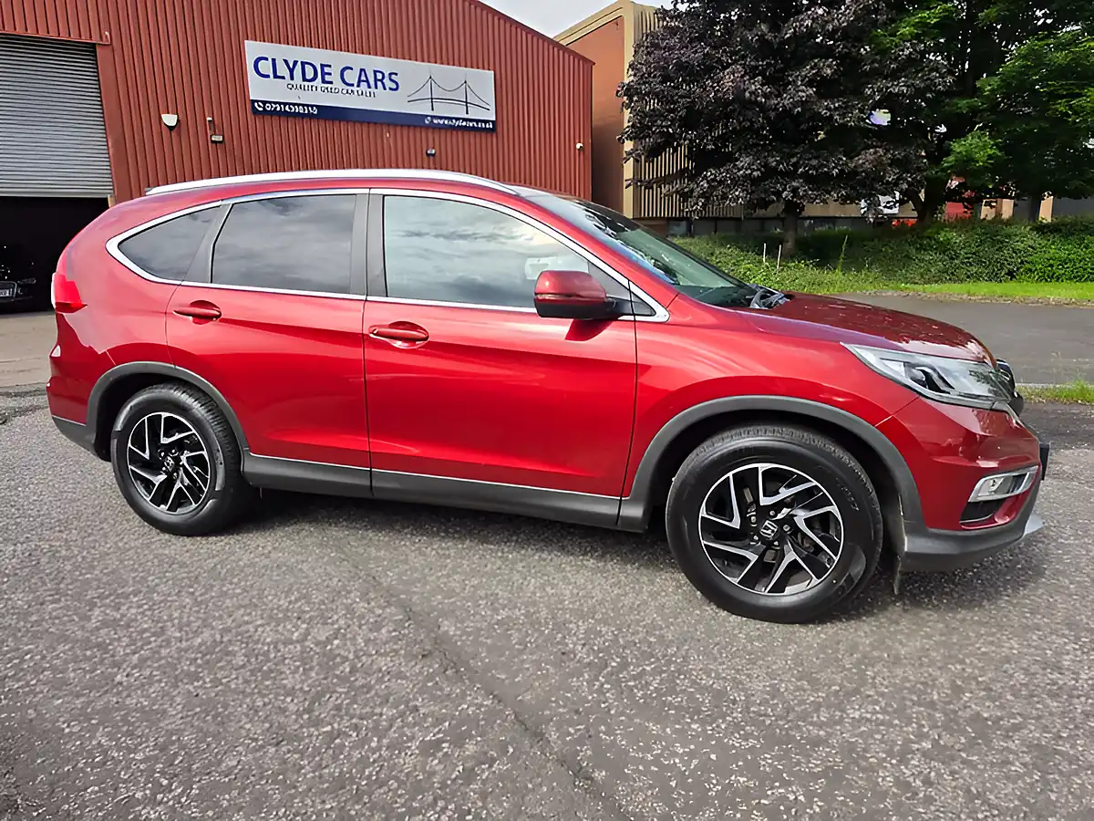 Used 2017 Honda Cr-V Se+ Red - Interior and Exterior details 4