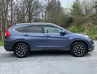 Used 2017 Honda Cr-V Se+ Twilight Blue - Interior and Exterior details 2