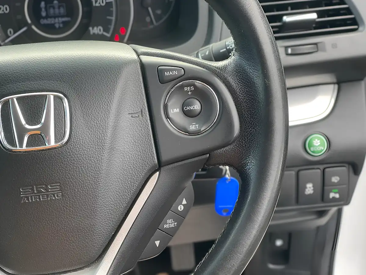 Used 2017 Honda Cr-V Sr White - Interior and Exterior details 12