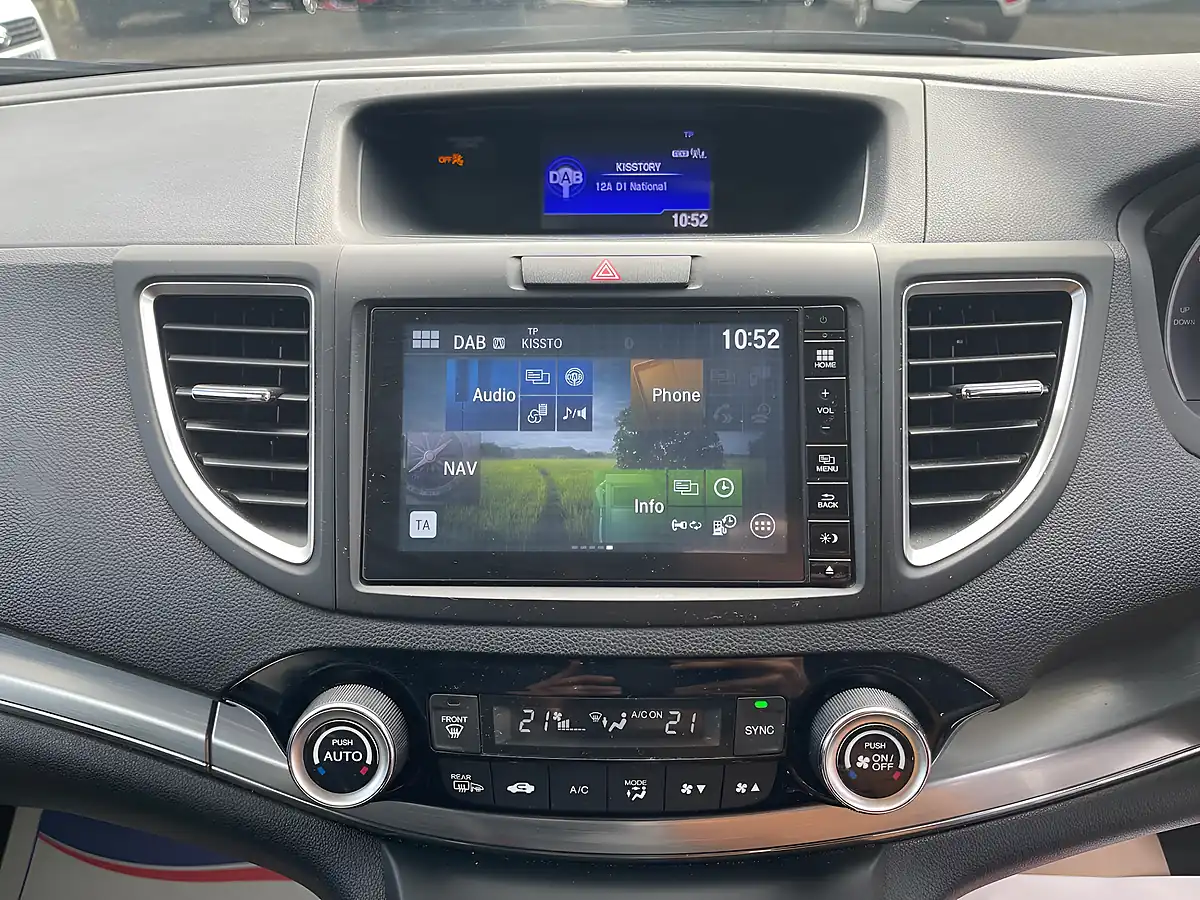 Used 2017 Honda Cr-V Sr White - Interior and Exterior details 17