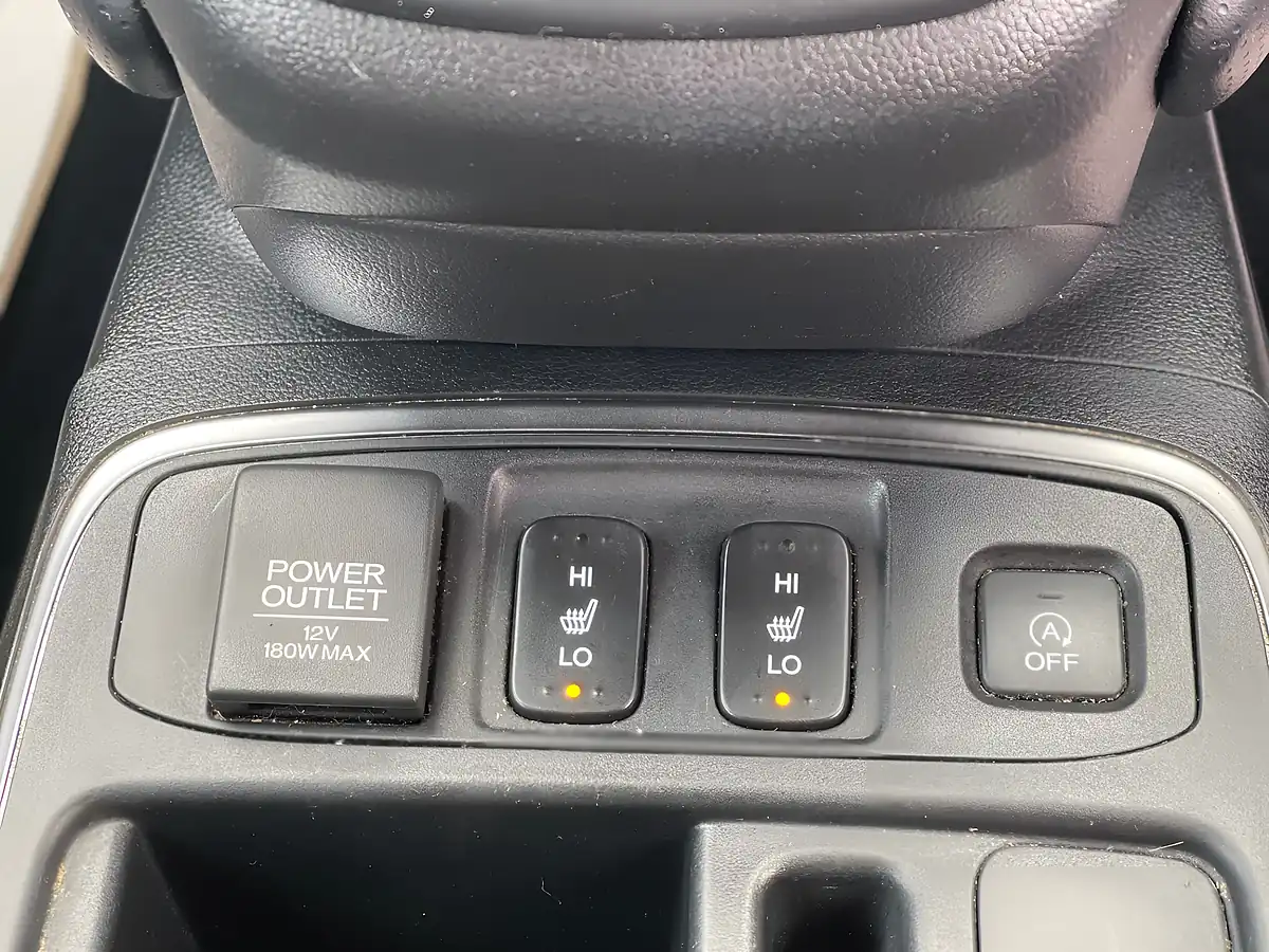Used 2017 Honda Cr-V Sr White - Interior and Exterior details 19