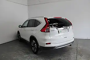 Used 2017 Honda Cr-V Sr White - Interior and Exterior details 5