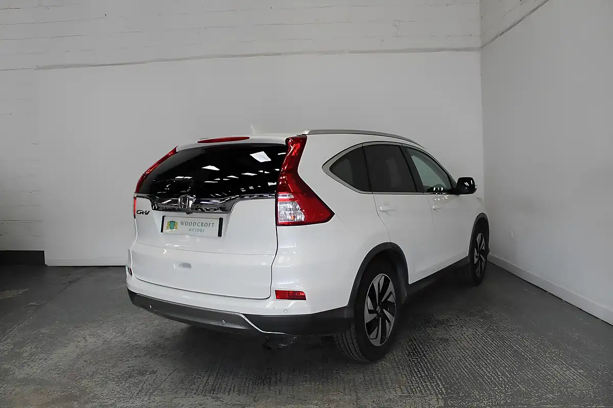 Used 2017 Honda Cr-V Sr White - Interior and Exterior details 6