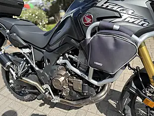Used 2017 Honda Crf 1000 D-H Africa Twin Black - Interior and Exterior details 18