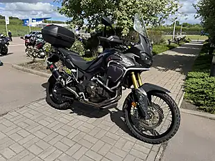 Used 2017 Honda Crf 1000 D-H Africa Twin Black - Interior and Exterior details 3