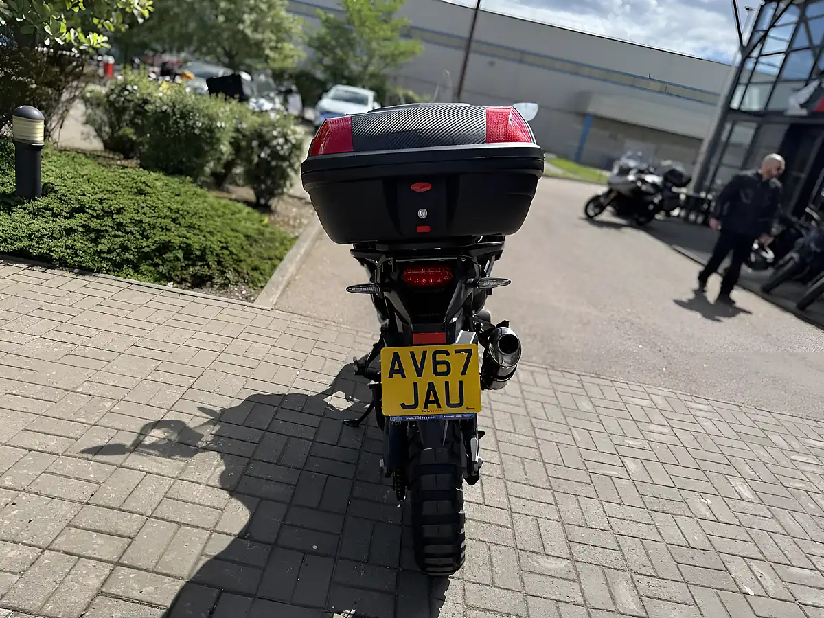 Used 2017 Honda Crf 1000 D-H Africa Twin Black - Interior and Exterior details 9