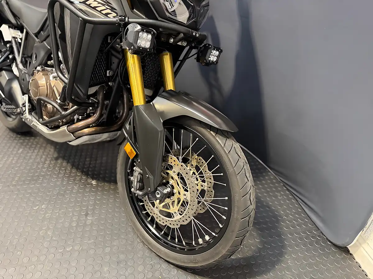 Used 2017 Honda CRF1000L Africa Twin - Interior and Exterior details 6
