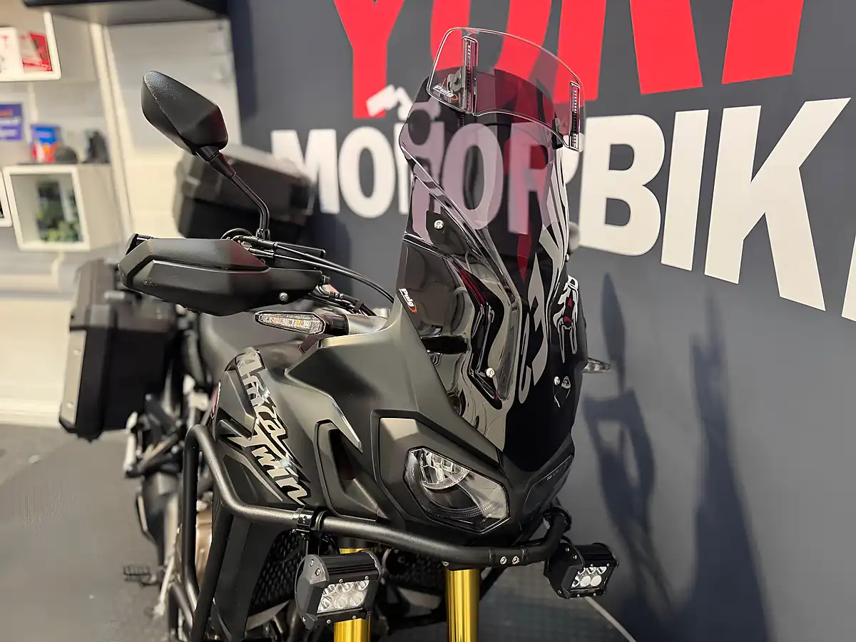 Used 2017 Honda CRF1000L Africa Twin - Interior and Exterior details 7