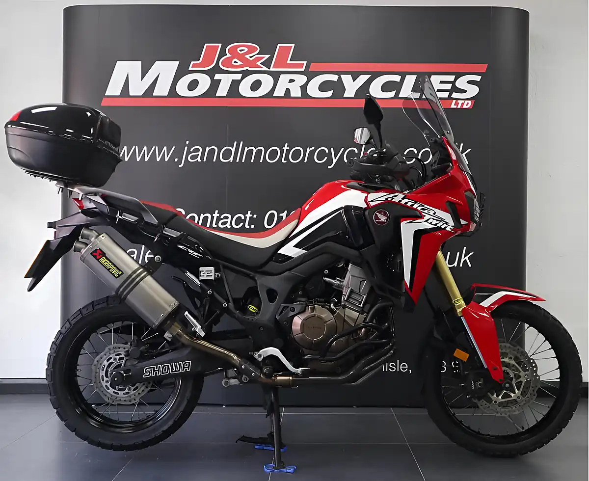 Used 2017 Honda CRF1000L Africa Twin Red - Front View