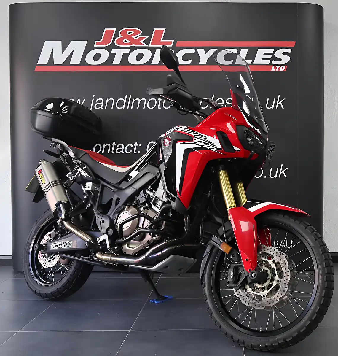Used 2017 Honda CRF1000L Africa Twin Red - Interior and Exterior details 3