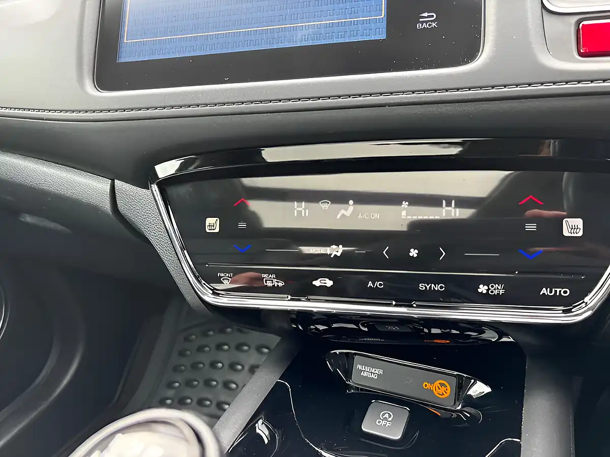 Used 2017 Honda Hr-V Ex Blue - Interior and Exterior details 14