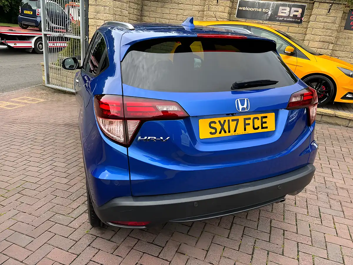 Used 2017 Honda Hr-V Ex Blue - Interior and Exterior details 9