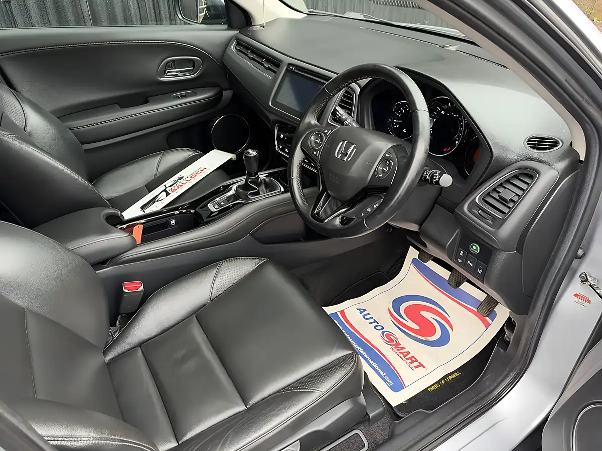 Used 2017 Honda Hr-V Ex Silver - Interior and Exterior details 10