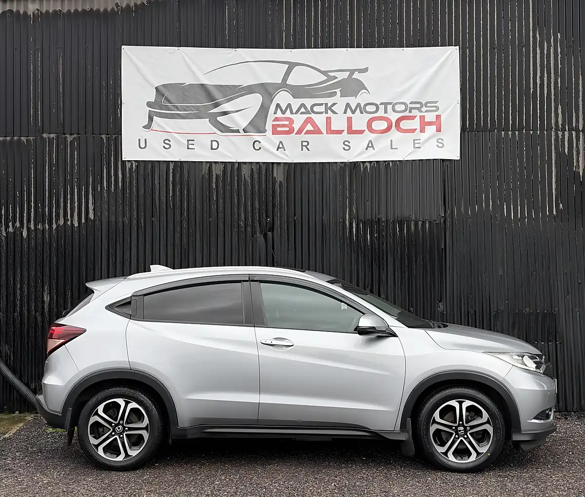 Used 2017 Honda Hr-V Ex Silver - Interior and Exterior details 4