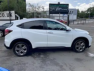 Used 2017 Honda Hr-V Ex White - Interior and Exterior details 5