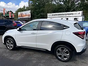 Used 2017 Honda Hr-V Ex White - Interior and Exterior details 6