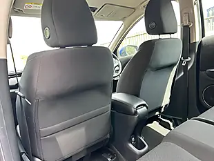 Used 2017 Honda Hr-V Se Navi Blue - Interior and Exterior details 15