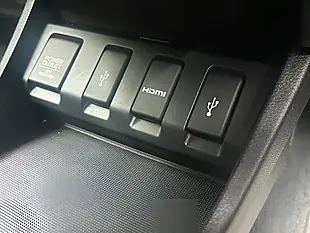 Used 2017 Honda Hr-V Se Navi Blue - Interior and Exterior details 17