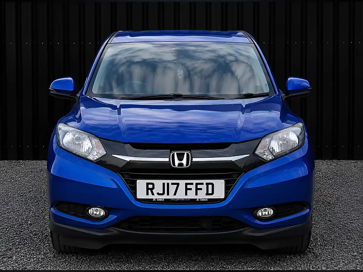 Used 2017 Honda Hr-V Se Navi Blue - Interior and Exterior details 5