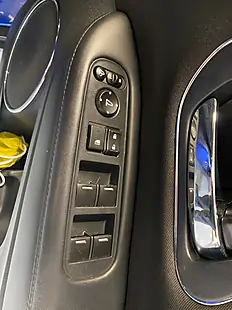 Used 2017 Honda Hr-V Se Navi Blue - Interior and Exterior details 17