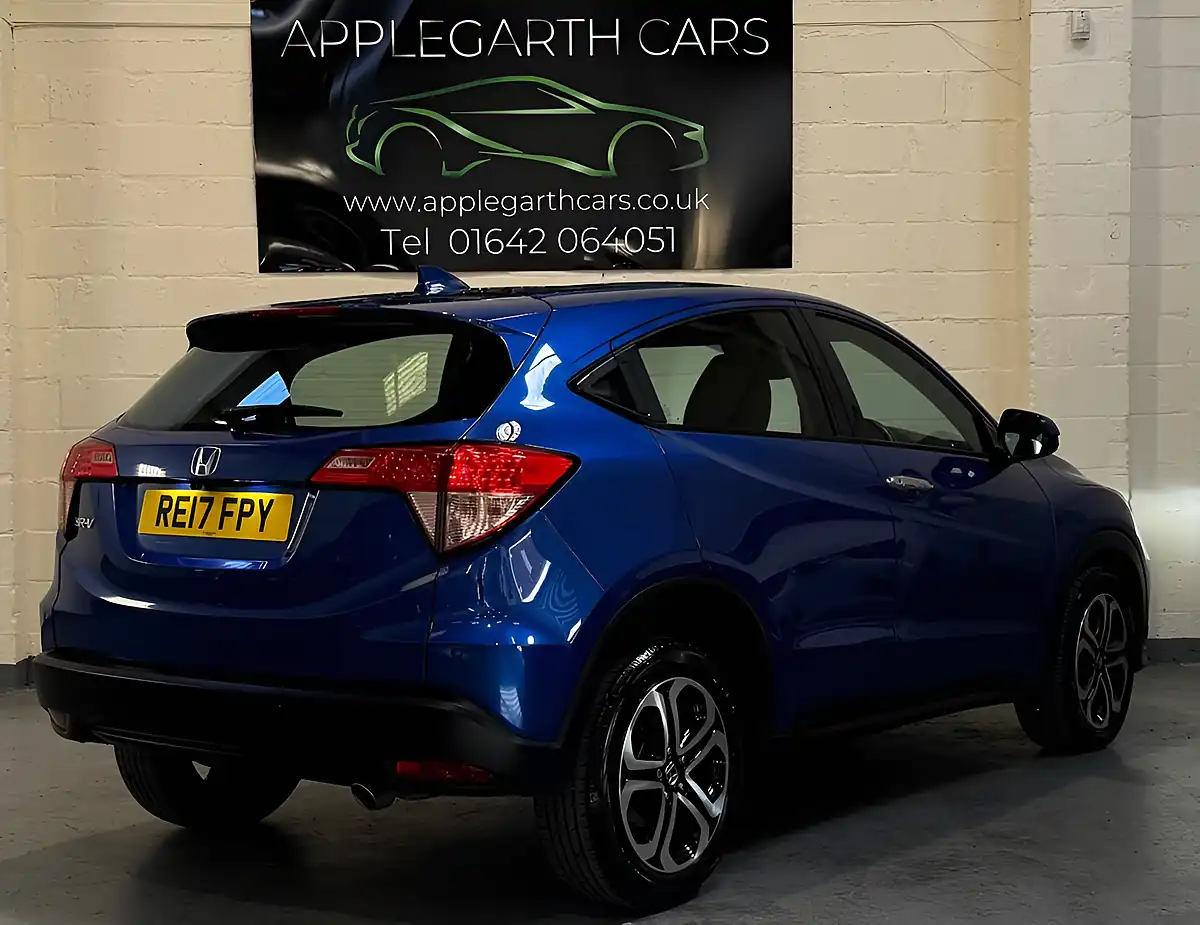 Used 2017 Honda Hr-V Se Navi Blue - Interior and Exterior details 3