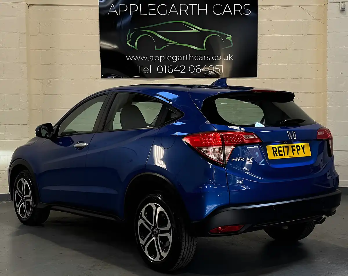 Used 2017 Honda Hr-V Se Navi Blue - Interior and Exterior details 7