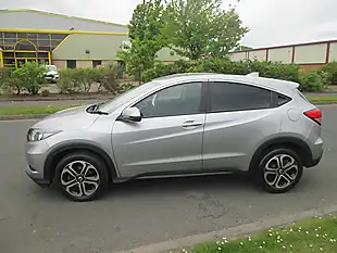 Used 2017 Honda Hr-V Se Navi Silver - Interior and Exterior details 2