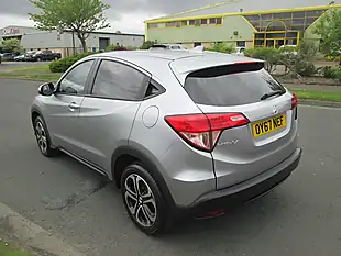 Used 2017 Honda Hr-V Se Navi Silver - Interior and Exterior details 3