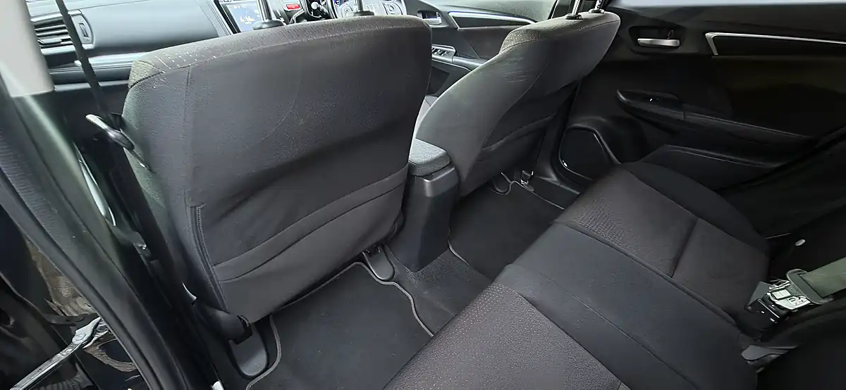 Used 2017 Honda Jazz Ex Black - Interior and Exterior details 17