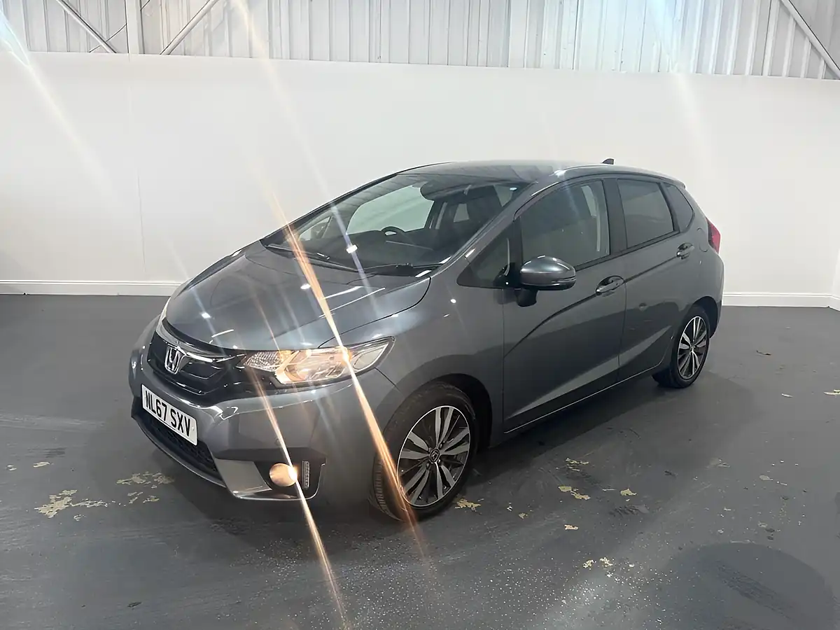Used 2017 Honda Jazz Ex Grey - Interior and Exterior details 3