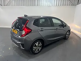 Used 2017 Honda Jazz Ex Grey - Interior and Exterior details 4