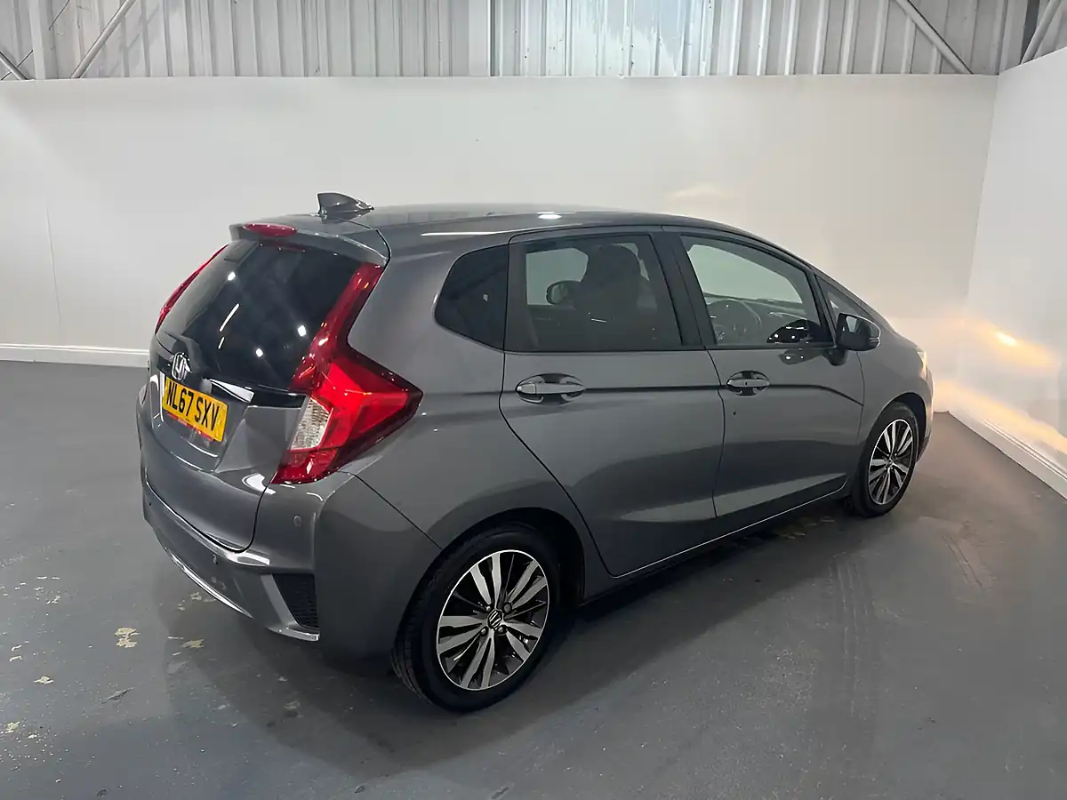 Used 2017 Honda Jazz Ex Grey - Interior and Exterior details 4