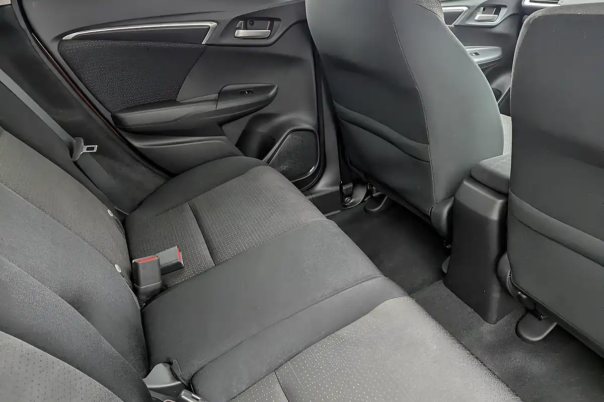 Used 2017 Honda Jazz Ex Navi Orange - Interior and Exterior details 13