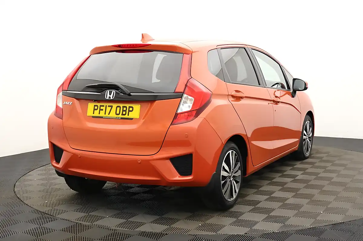 Used 2017 Honda Jazz Ex Navi Orange - Interior and Exterior details 3