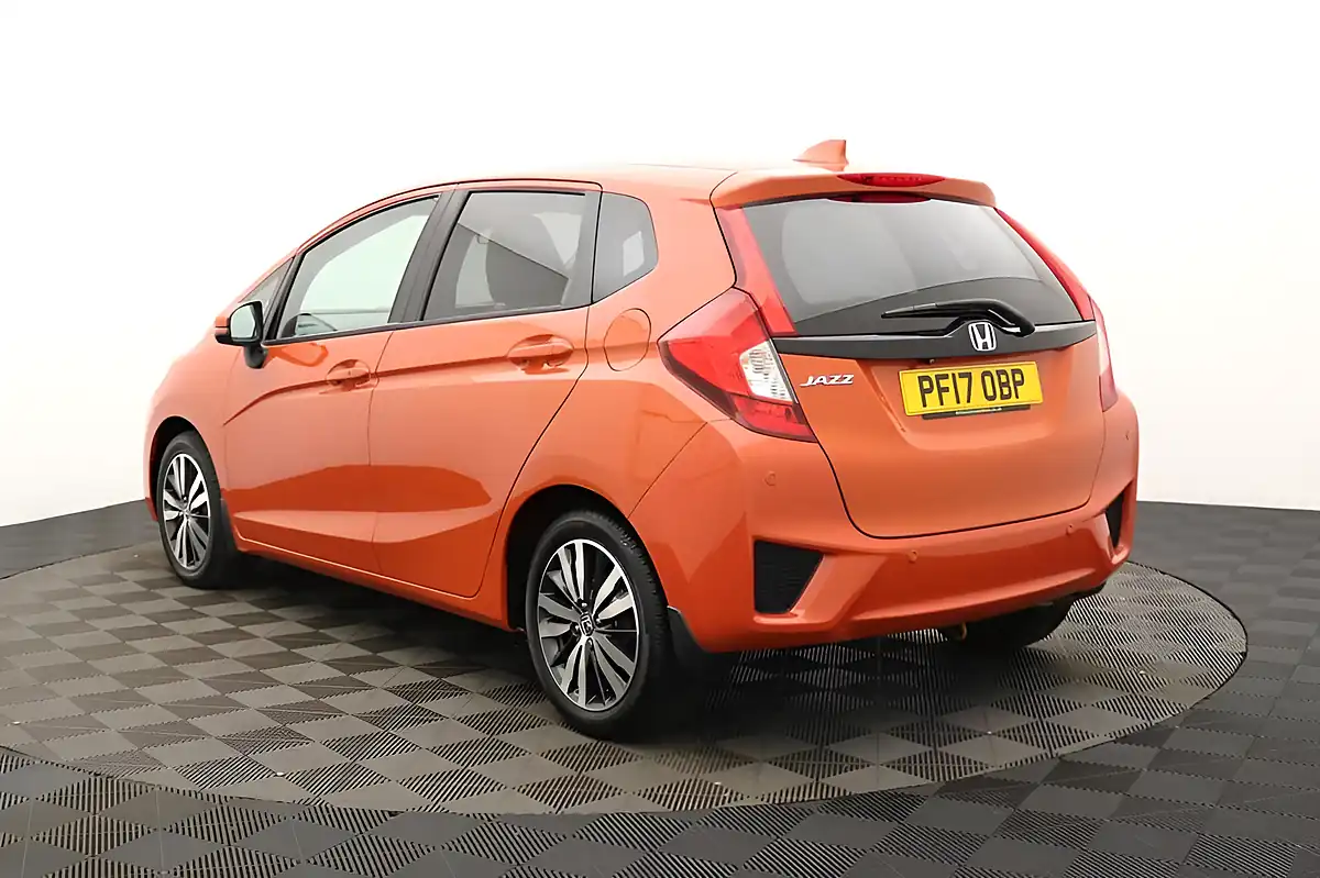 Used 2017 Honda Jazz Ex Navi Orange - Interior and Exterior details 5