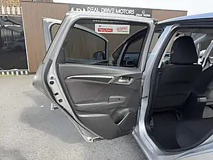 Used 2017 Honda Jazz Ex Navi Silver - Interior and Exterior details 16