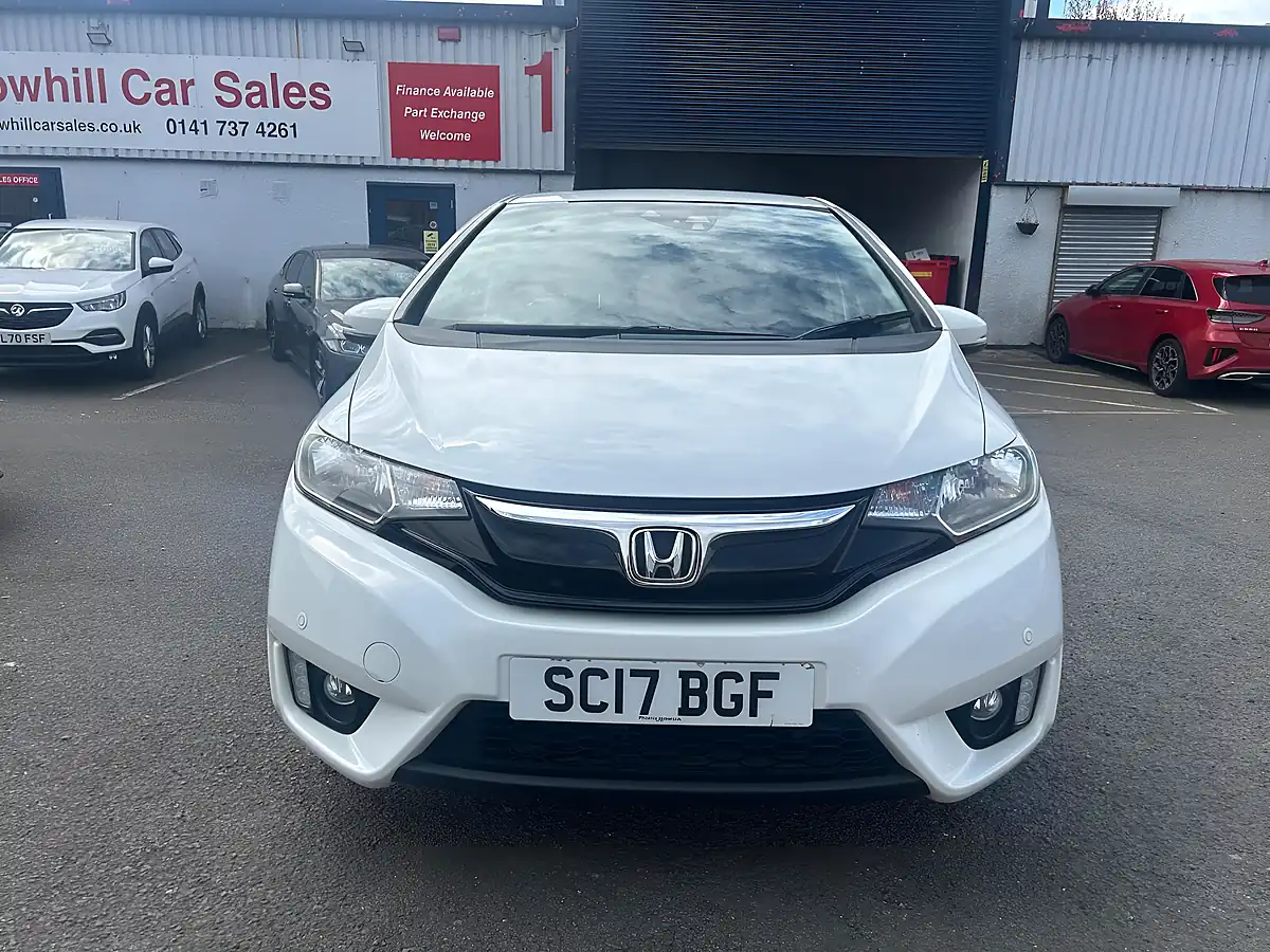 Used 2017 Honda Jazz Ex Navi White - Interior and Exterior details 12