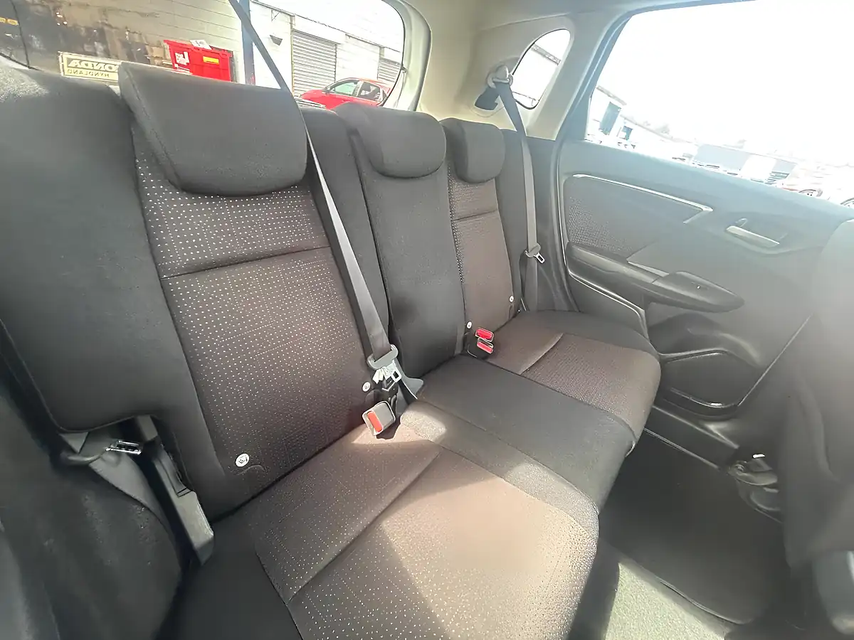 Used 2017 Honda Jazz Ex Navi White - Interior and Exterior details 14