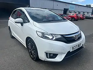 Used 2017 Honda Jazz Ex Navi White - Interior and Exterior details 3