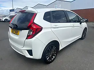 Used 2017 Honda Jazz Ex Navi White - Interior and Exterior details 5